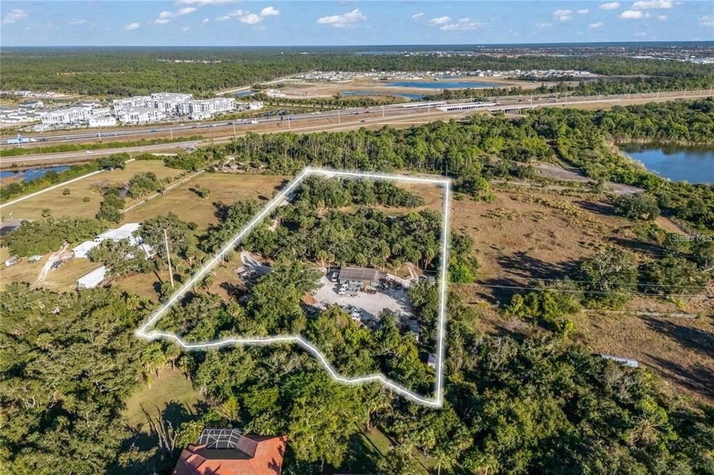 En Venta: $1,595,000 (5.23 acres)