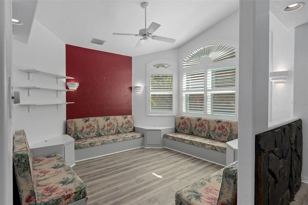 For Sale: $625,000 (3 beds, 2 baths, 2943 Square Feet)