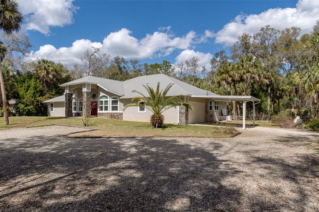 For Sale: $625,000 (3 beds, 2 baths, 2943 Square Feet)