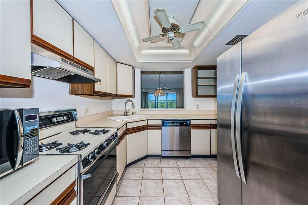Activo con contrato: $199,000 (2 camas, 2 baños, 1280 Pies cuadrados)