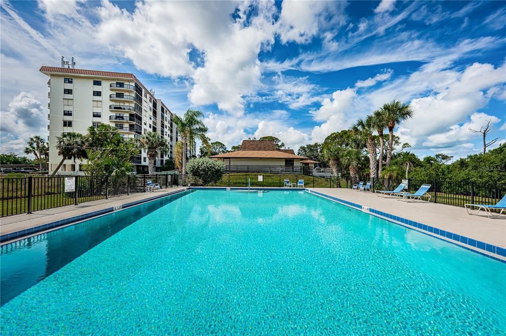 Activo con contrato: $199,000 (2 camas, 2 baños, 1280 Pies cuadrados)