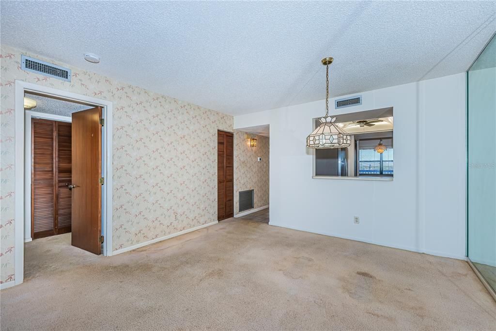 Activo con contrato: $199,000 (2 camas, 2 baños, 1280 Pies cuadrados)
