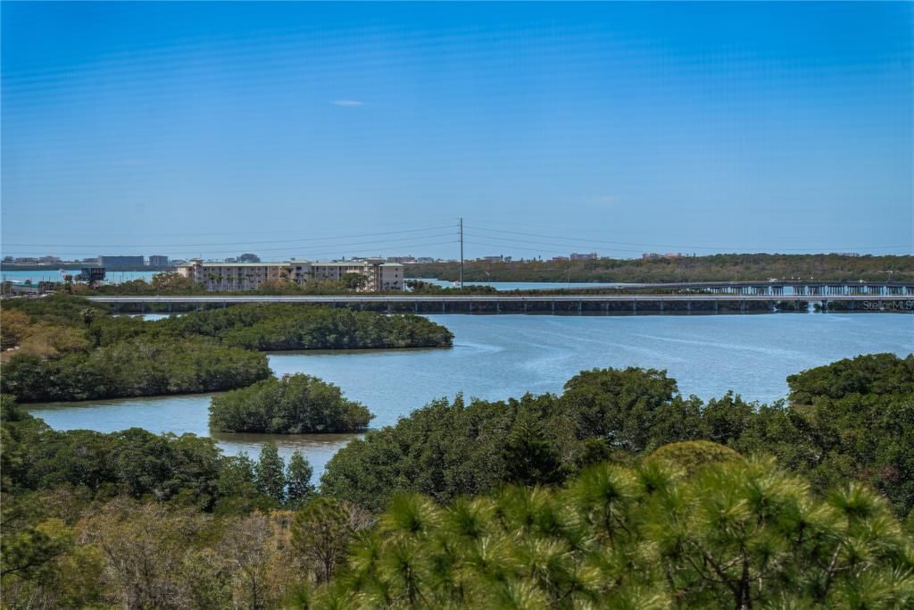 Activo con contrato: $199,000 (2 camas, 2 baños, 1280 Pies cuadrados)