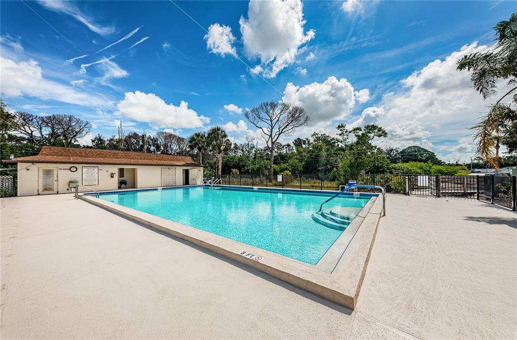 Activo con contrato: $199,000 (2 camas, 2 baños, 1280 Pies cuadrados)
