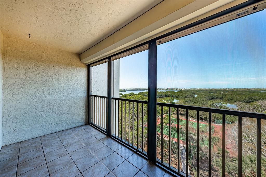 Activo con contrato: $199,000 (2 camas, 2 baños, 1280 Pies cuadrados)