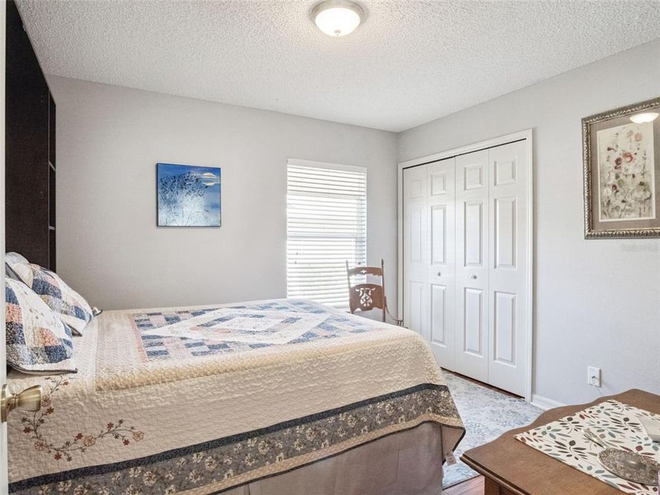 For Sale: $275,000 (3 beds, 2 baths, 1414 Square Feet)