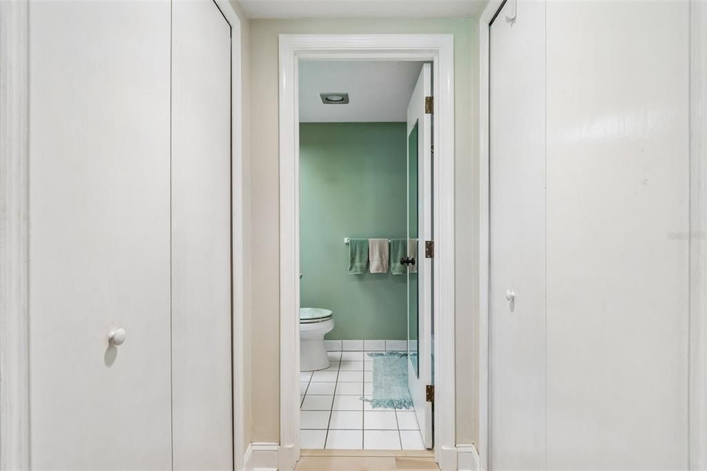 На продажу: $165,000 (1 спален, 1 ванн, 530 Квадратных фут)