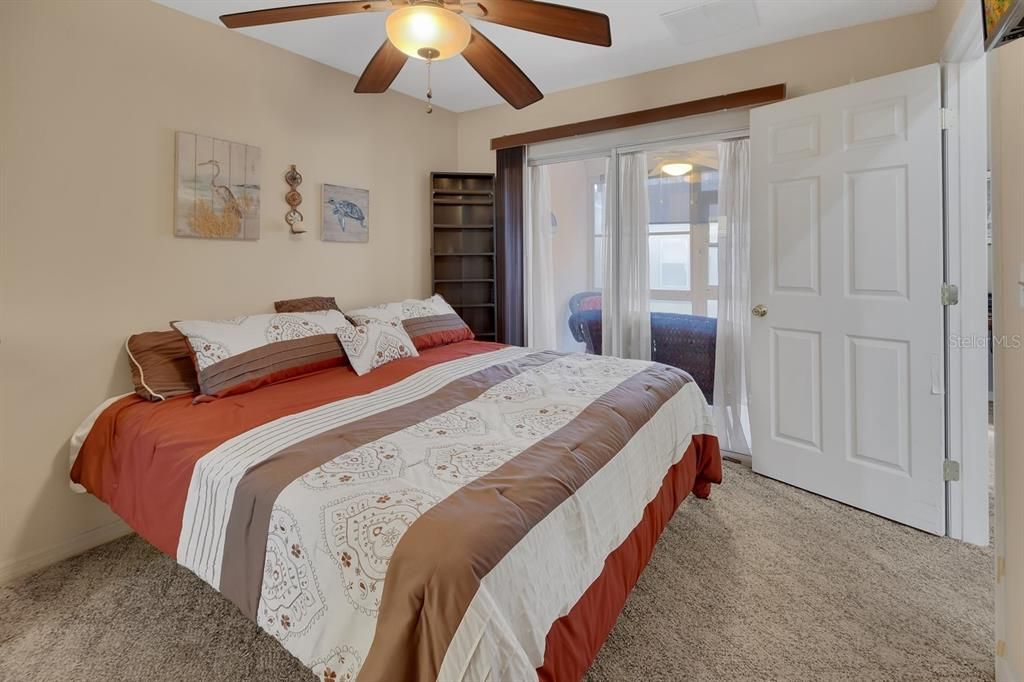 En Venta: $190,000 (2 camas, 2 baños, 939 Pies cuadrados)