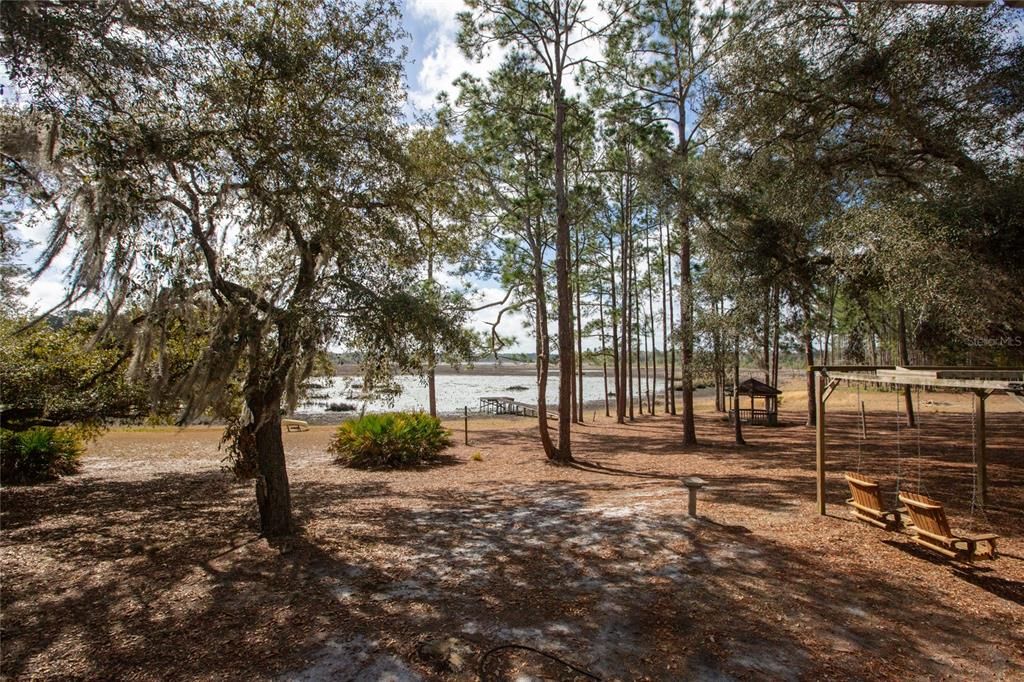 For Sale: $299,900 (3 beds, 2 baths, 1984 Square Feet)