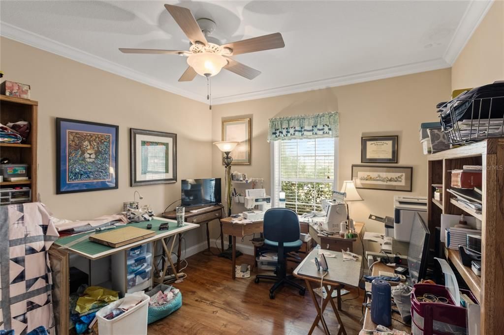 For Sale: $299,900 (3 beds, 2 baths, 1984 Square Feet)