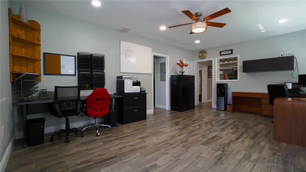 待售: $55,800 (0 贝兹, 0 浴室, 1796 平方英尺)