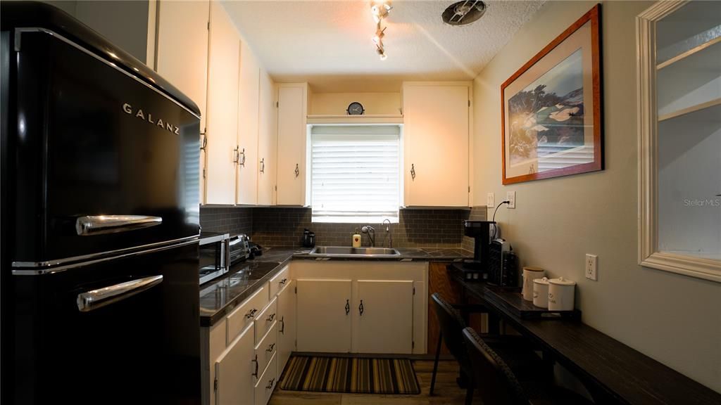 待售: $55,800 (0 贝兹, 0 浴室, 1796 平方英尺)