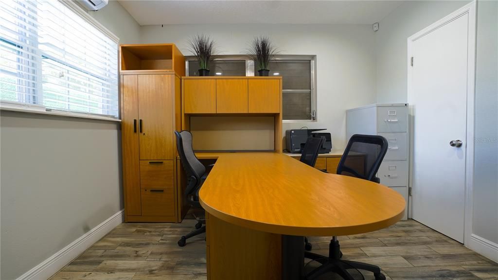 待售: $55,800 (0 贝兹, 0 浴室, 1796 平方英尺)