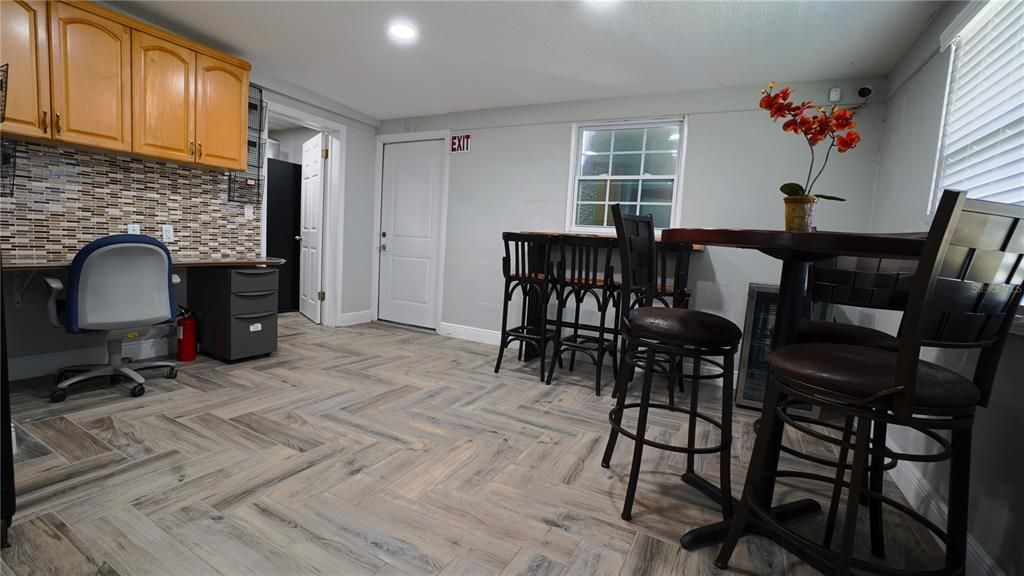 待售: $55,800 (0 贝兹, 0 浴室, 1796 平方英尺)