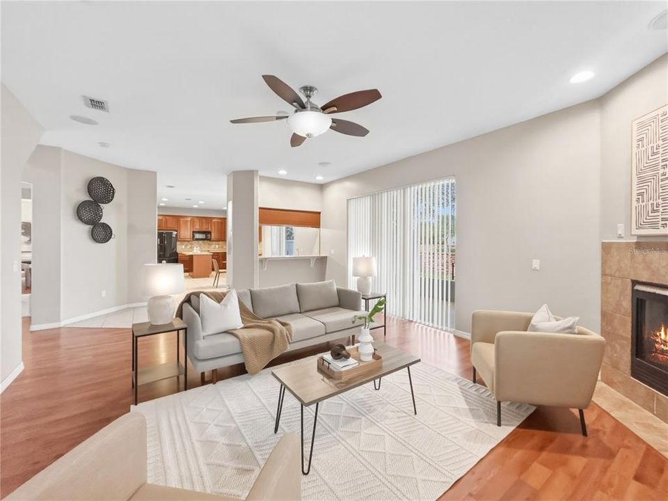 Activo con contrato: $580,000 (5 camas, 3 baños, 3825 Pies cuadrados)