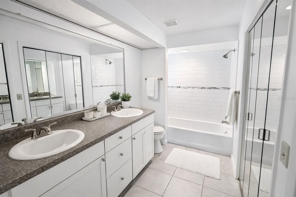 For Rent: $1,800 (3 beds, 2 baths, 1530 Square Feet)