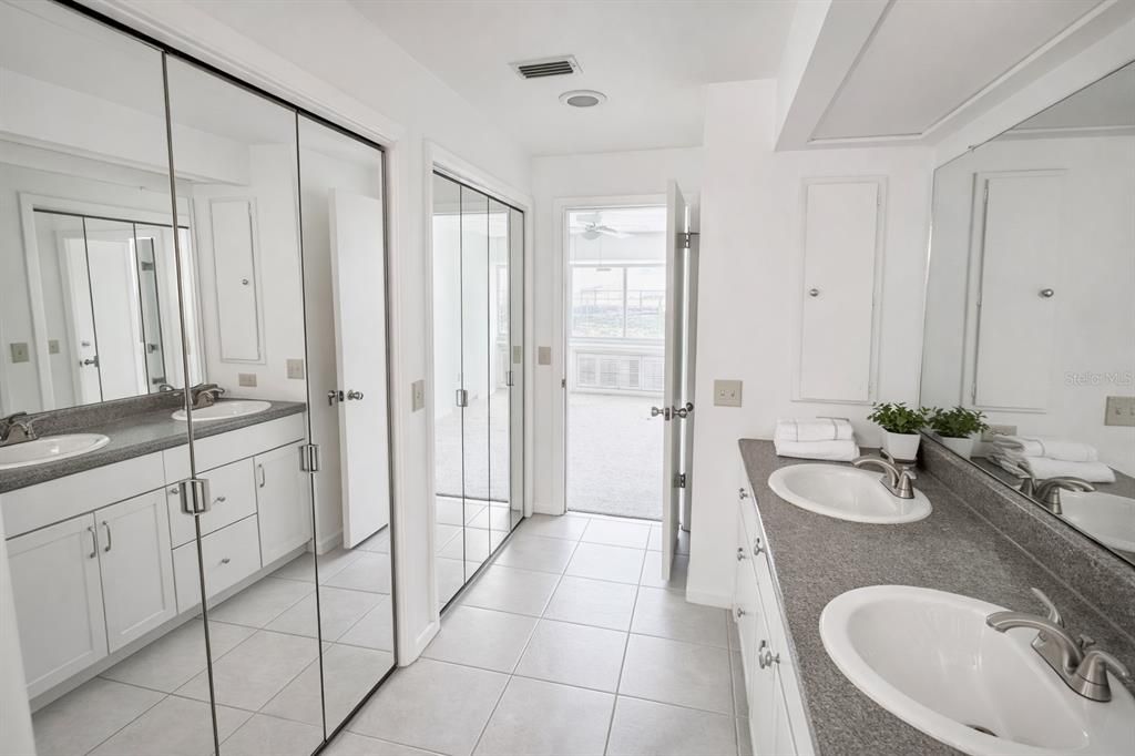 For Rent: $1,800 (3 beds, 2 baths, 1530 Square Feet)