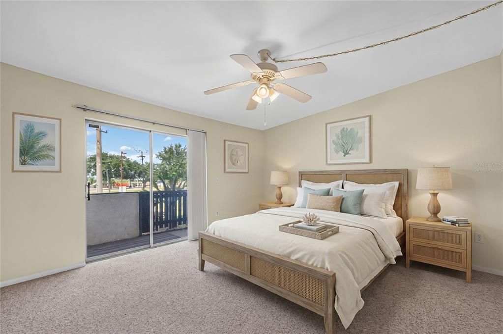 For Sale: $114,900 (1 beds, 1 baths, 834 Square Feet)