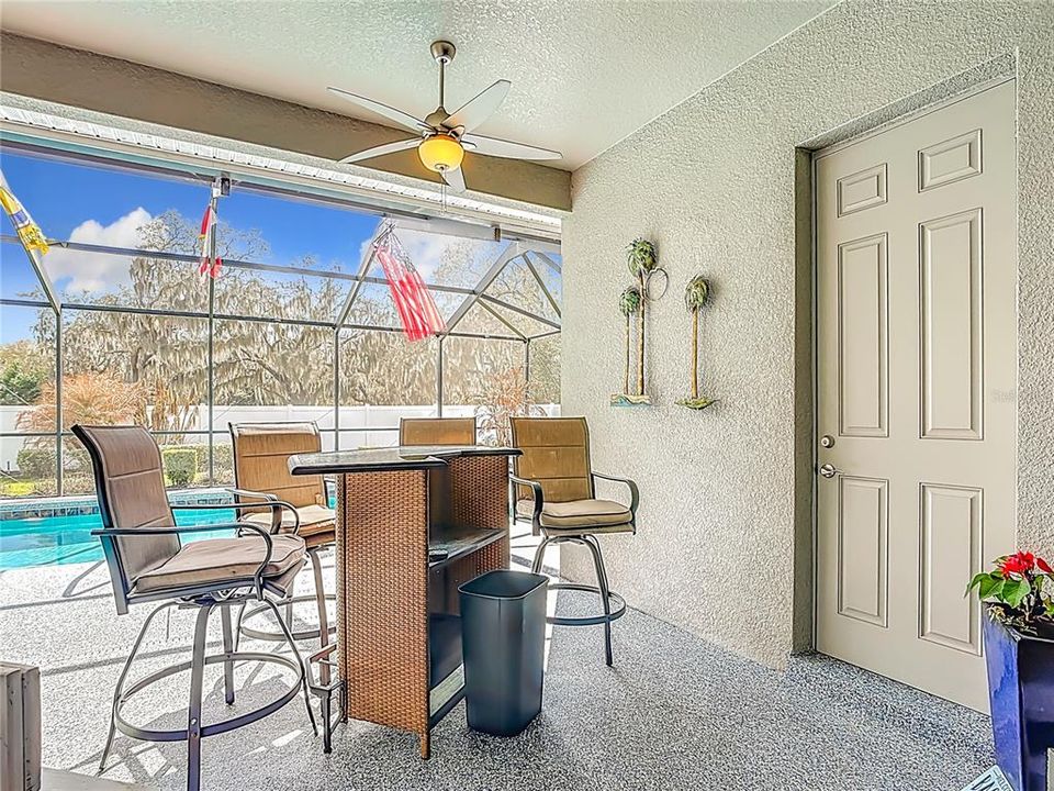 Activo con contrato: $495,000 (4 camas, 3 baños, 2467 Pies cuadrados)