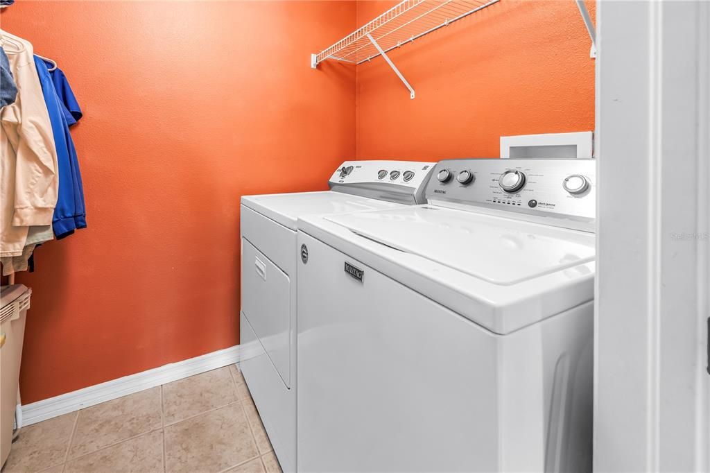 Activo con contrato: $475,000 (3 camas, 2 baños, 1890 Pies cuadrados)