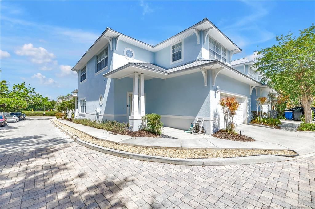 Activo con contrato: $475,000 (3 camas, 2 baños, 1890 Pies cuadrados)