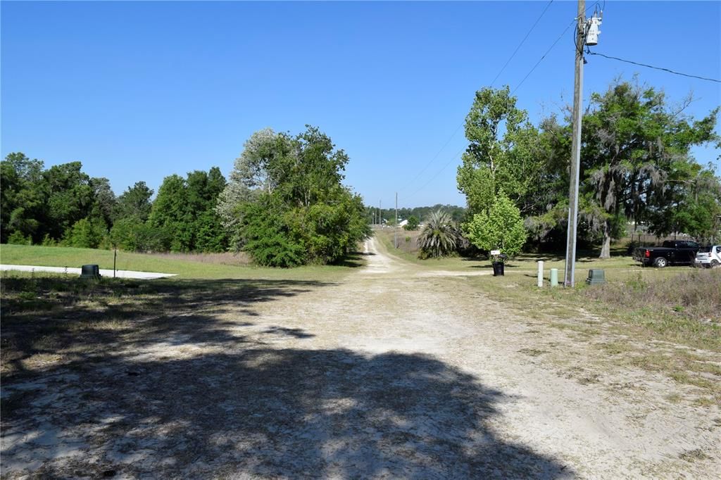 待售: $30,000 (0.24 acres)