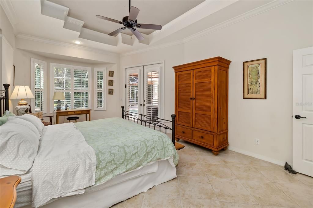 Activo con contrato: $1,575,000 (5 camas, 4 baños, 3447 Pies cuadrados)