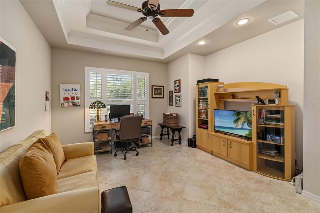 Activo con contrato: $1,575,000 (5 camas, 4 baños, 3447 Pies cuadrados)
