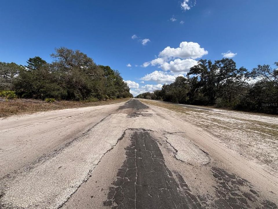 На продажу: $30,000 (0.50 acres)