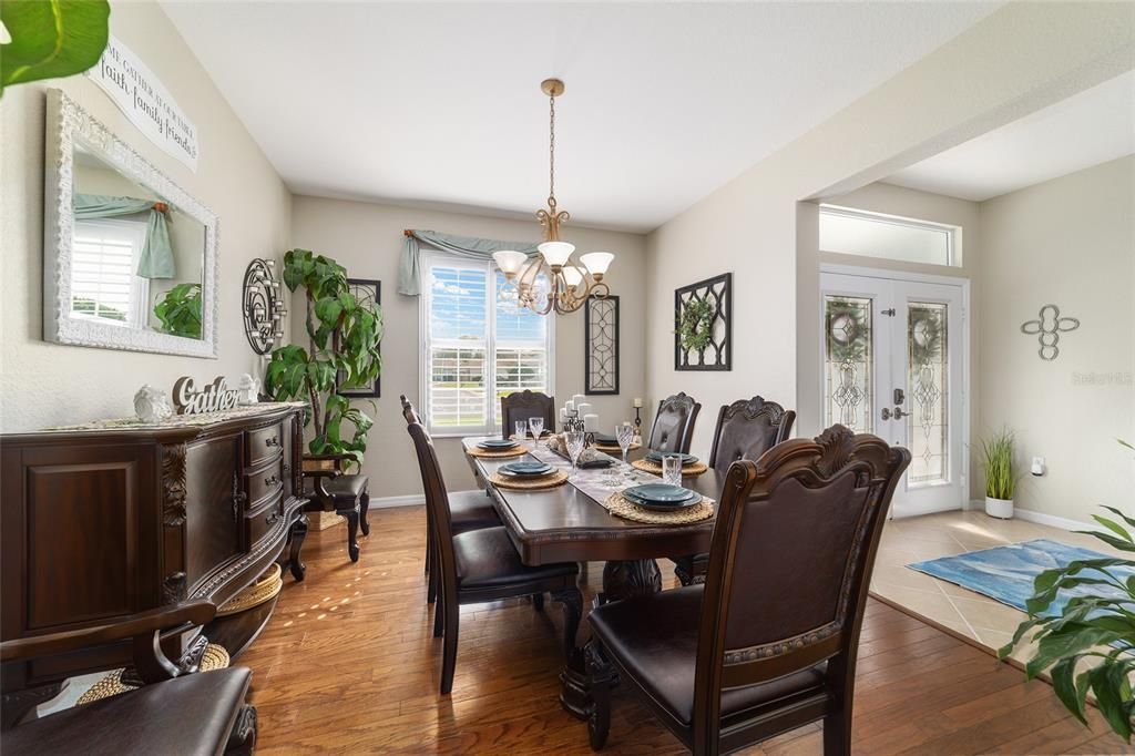 For Sale: $629,900 (2 beds, 2 baths, 1958 Square Feet)