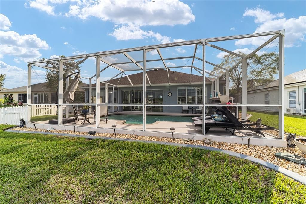 For Sale: $629,900 (2 beds, 2 baths, 1958 Square Feet)