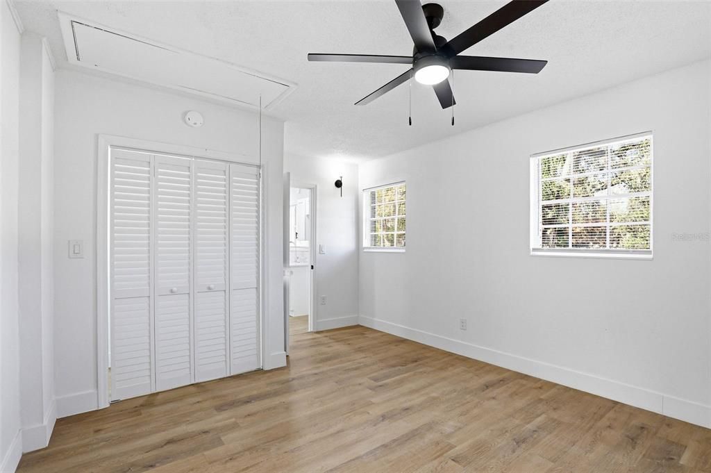 Activo con contrato: $509,000 (4 camas, 3 baños, 1926 Pies cuadrados)