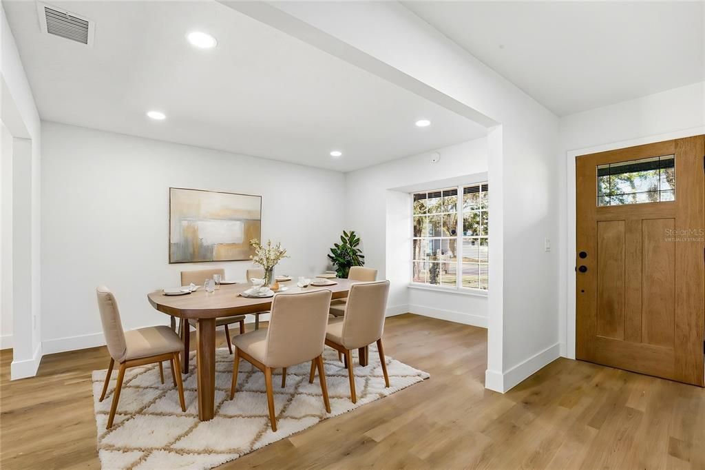 Activo con contrato: $509,000 (4 camas, 3 baños, 1926 Pies cuadrados)