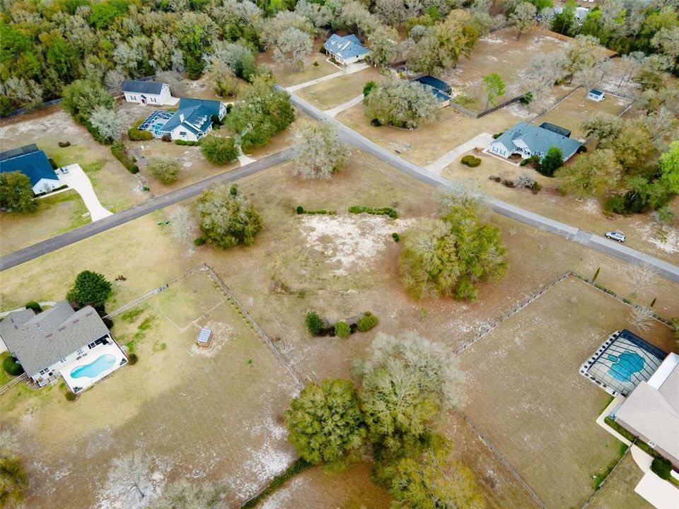 Под контрактом: $209,000 (1.43 acres)