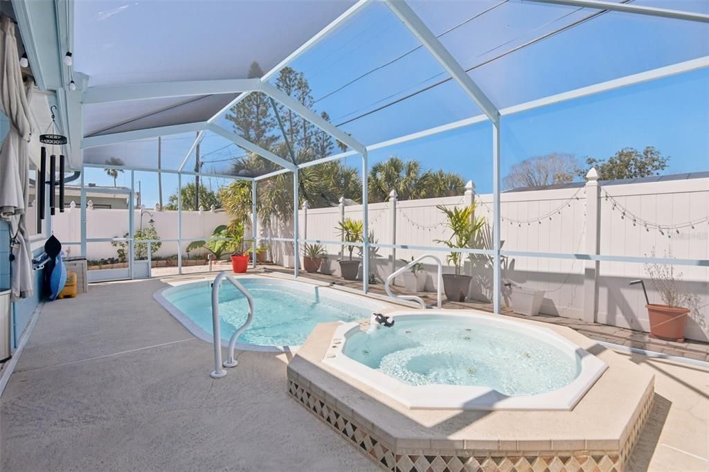 For Sale: $715,000 (3 beds, 2 baths, 1408 Square Feet)