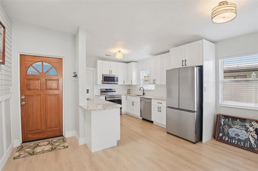 For Sale: $715,000 (3 beds, 2 baths, 1408 Square Feet)