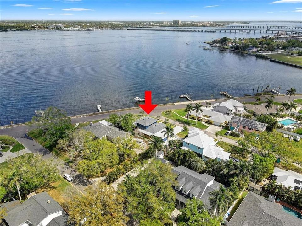 На продажу: $975,000 (3 спален, 3 ванн, 2565 Квадратных фут)