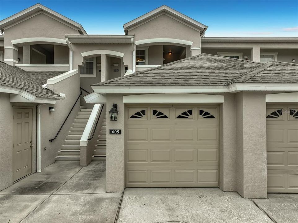 For Sale: $275,000 (2 beds, 2 baths, 1326 Square Feet)