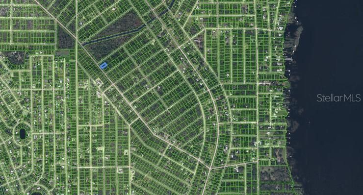 На продажу: $14,500 (0.26 acres)