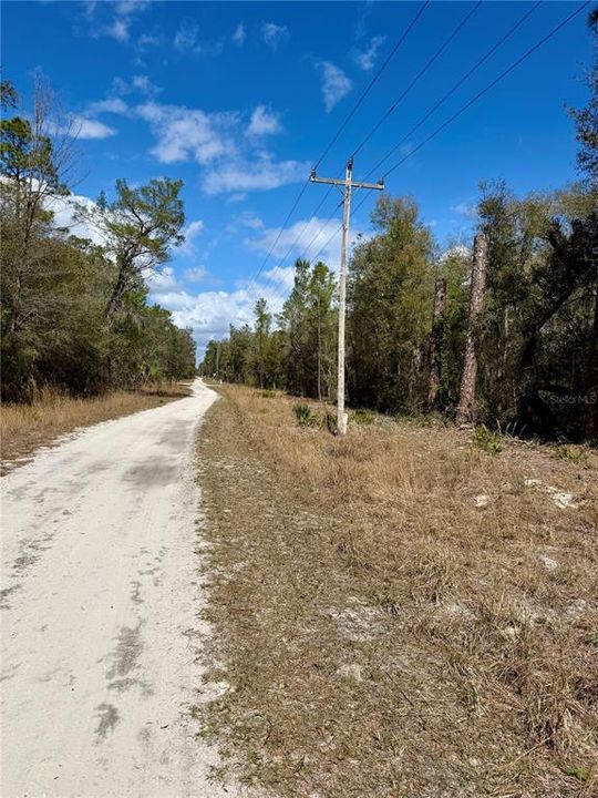 На продажу: $6,500 (0.22 acres)