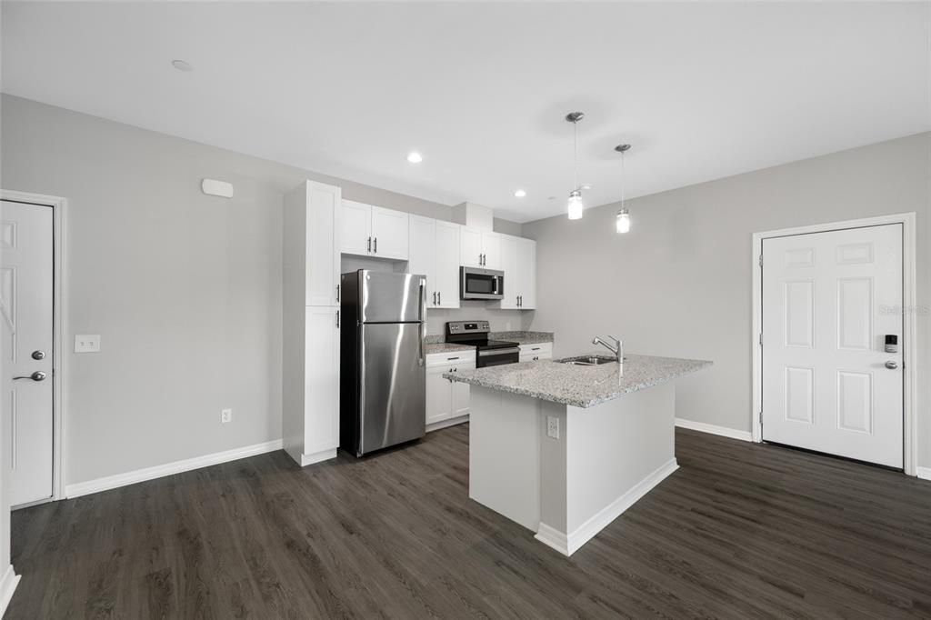 For Rent: $2,945 (3 beds, 2 baths, 1890 Square Feet)