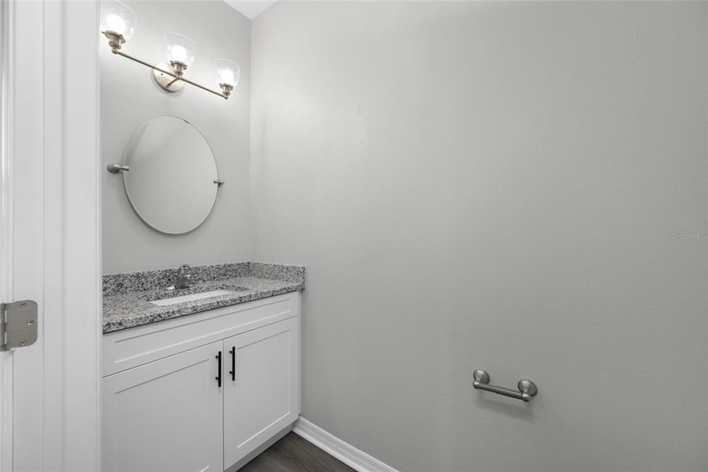 For Rent: $2,945 (3 beds, 2 baths, 1890 Square Feet)