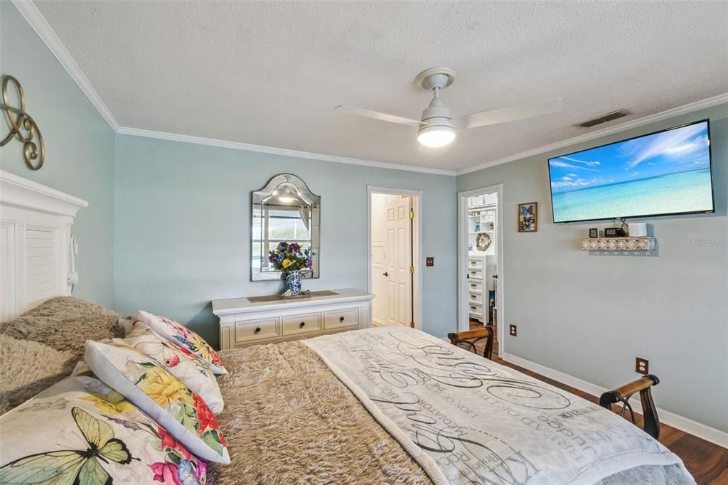 En Venta: $499,000 (3 camas, 2 baños, 1857 Pies cuadrados)