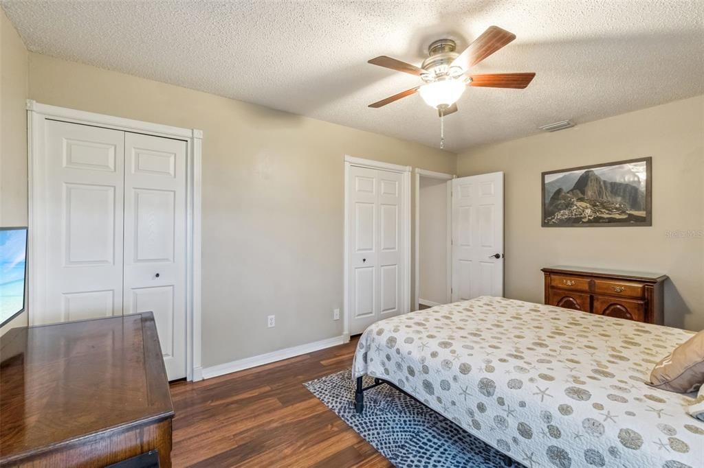 En Venta: $499,000 (3 camas, 2 baños, 1857 Pies cuadrados)