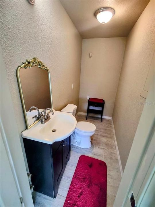 Activo con contrato: $149,500 (2 camas, 1 baños, 1100 Pies cuadrados)