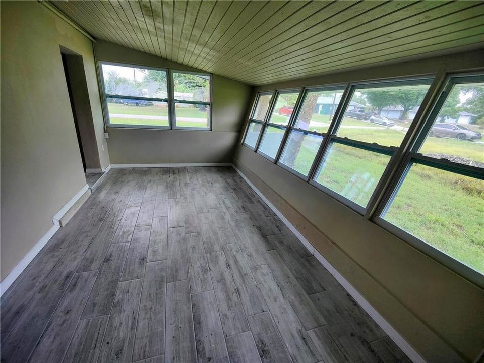 Activo con contrato: $149,500 (2 camas, 1 baños, 1100 Pies cuadrados)