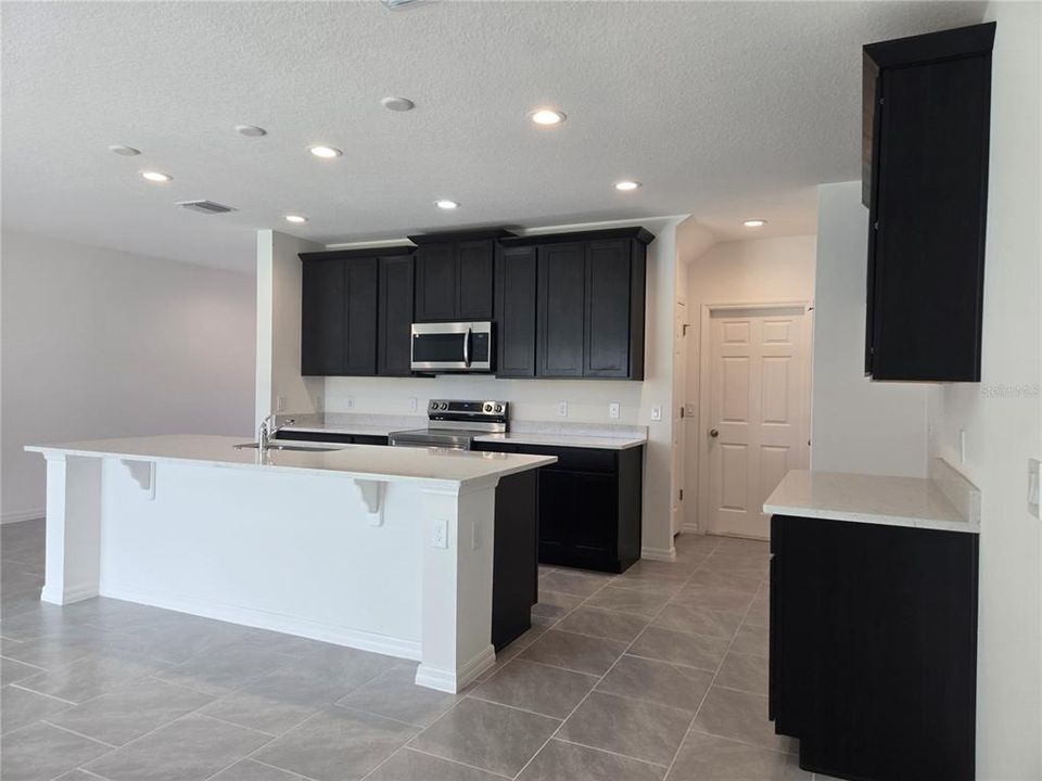 Active With Contract: $359,990 (4 beds, 2 baths, 2032 Square Feet)