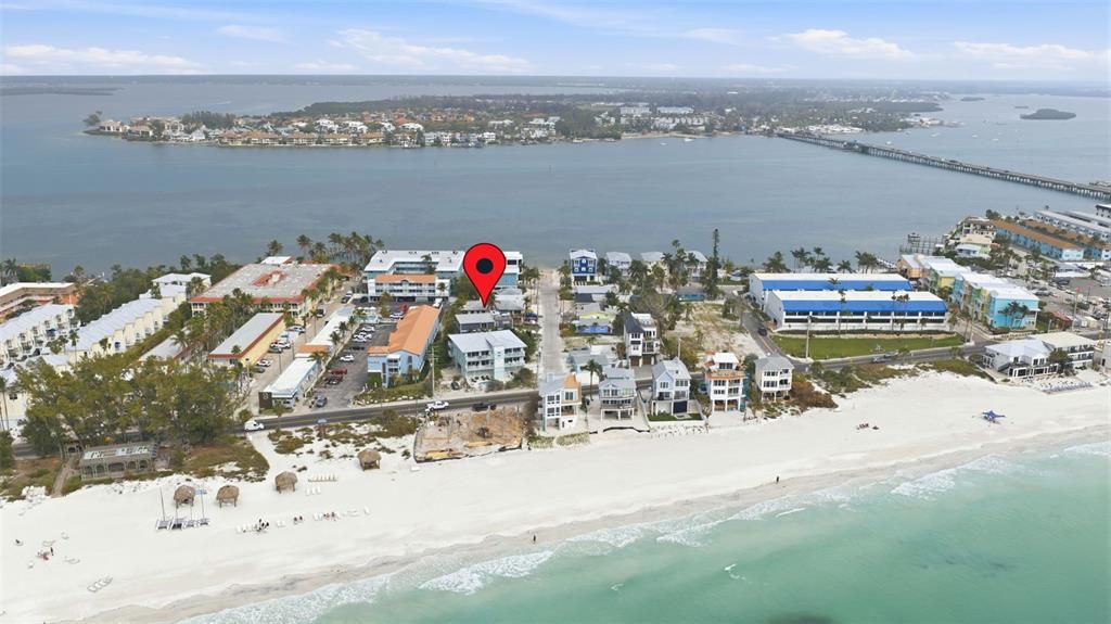 For Sale: $3,375,000 (7 beds, 6 baths, 3156 Square Feet)