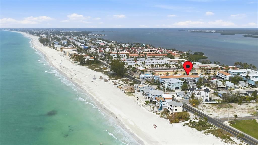 For Sale: $3,375,000 (7 beds, 6 baths, 3156 Square Feet)