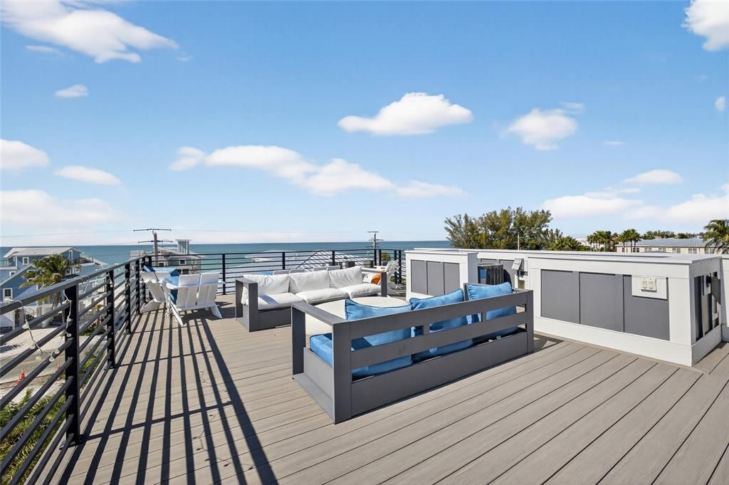 For Sale: $3,375,000 (7 beds, 6 baths, 3156 Square Feet)